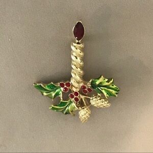 Christmas holly brooch